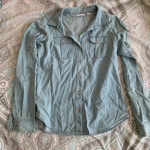 Light chambray button down shirt